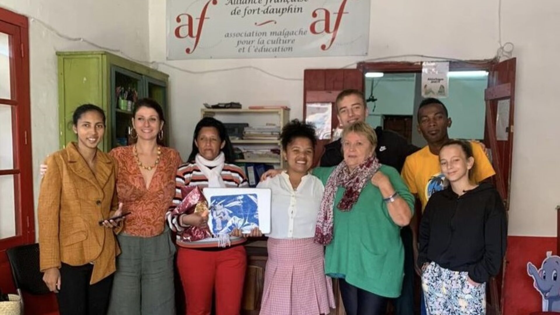« Un séjour vibrant : Slam, Partenariat et Solidarité à Madagascar ! »